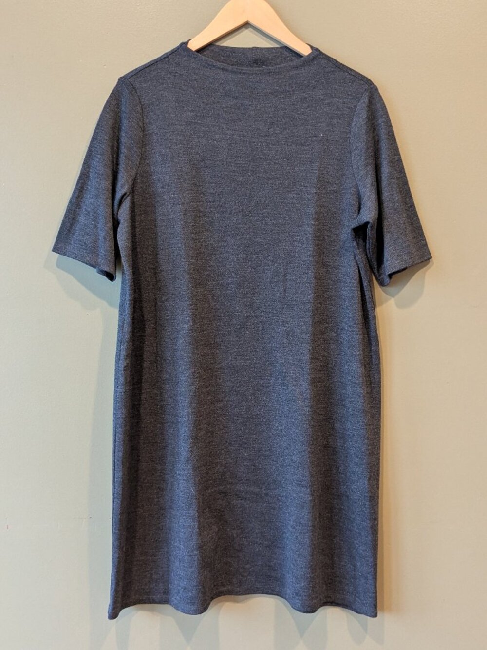 Eileen Fisher Wool Shift Dress Size Medium M Gray Short Sleeve T-Shirt Sweater